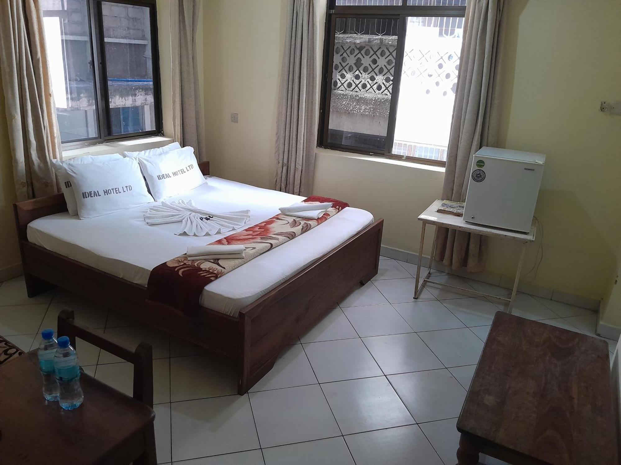Hotel Ideal ดาร์เอสซาลาม ภายนอก รูปภาพ